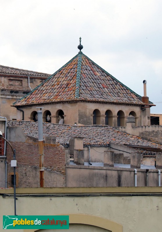 La Bisbal d'Empordà - Carrer Raval, 1 (Foto: Albert Esteves, 2019) La Bisbal d'Empordà - Carrer Raval, 1