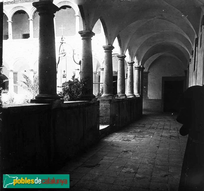 La Bisbal d'Empordà - Convent de Sant Sebastià (o de Sant Francesc) (Foto: Josep Salvany -Fons Salvany, Biblioteca de Catalunya-, 1917) La Bisbal d'Empordà - Convent de Sant Sebastià (o de Sant Francesc)