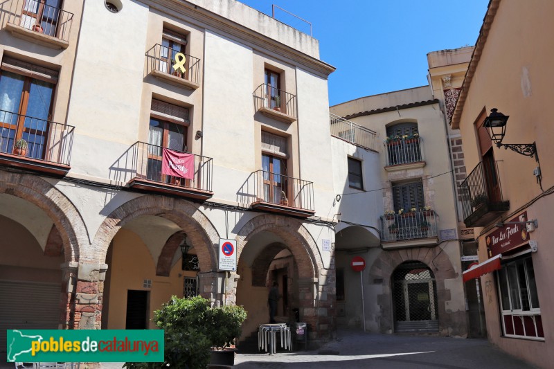 Olesa de Montserrat - Plaça de les Fonts