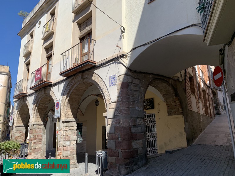 Olesa de Montserrat - Plaça de les Fonts