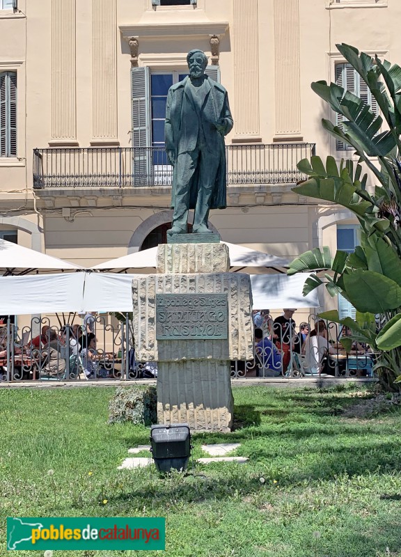 Sitges - Monument a Santiago Rusiñol