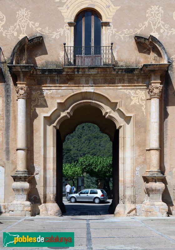 Monestir de Santes Creus - Portal de l'Assumpta, façana plaça Major