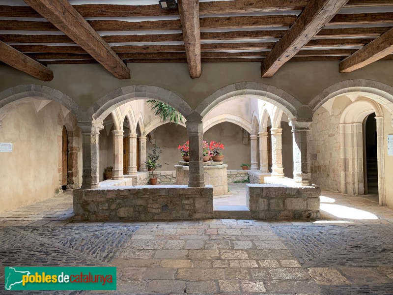 Foto de Monestir de Santes Creus - Palau de l'Abat