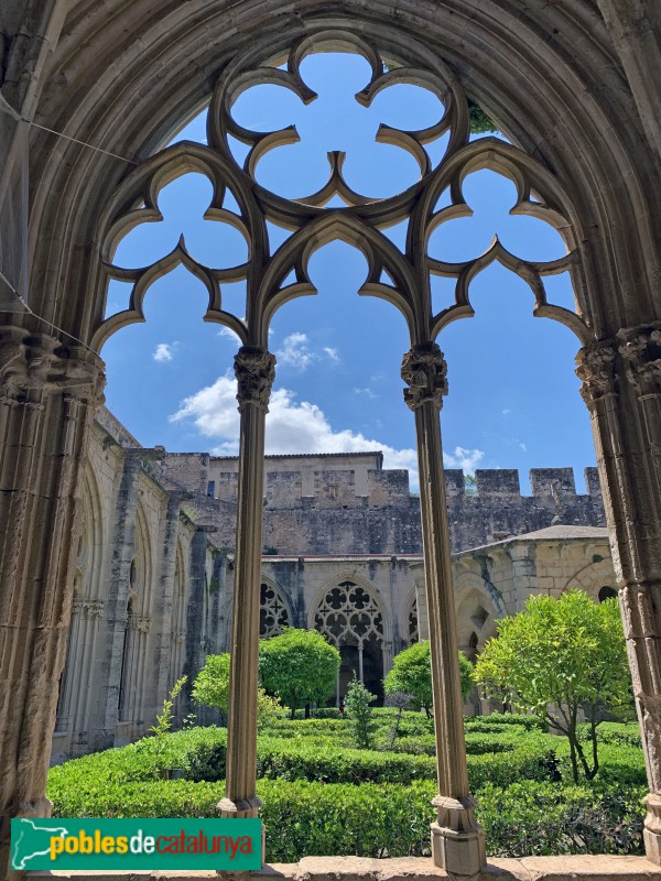 Monestir de Santes Creus - Claustre major, finestral galeria de ponent