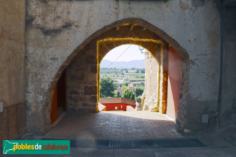 Puigpelat - Portal de la Vila, des de l'interior