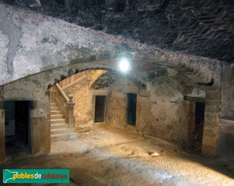 Vilabella - Cal Cristí (el Castell), interior del pati