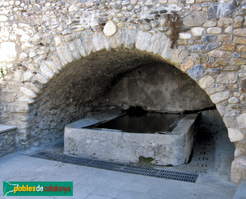 Puigcerdà - Safareig de les Monges