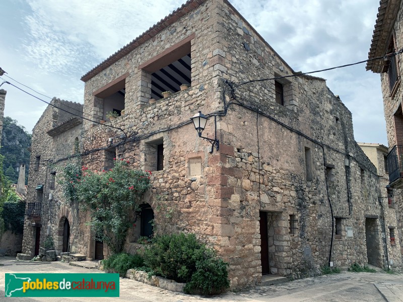 Mont-ral - Farena (Foto: Albert Esteves, 2019) Mont-ral - Farena