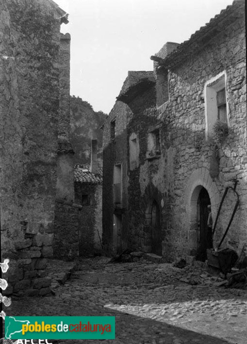 Mont-ral - Farena (Foto: Francesc Blasi -Arxiu fotogràfic C.E.C.-, 1930) Mont-ral - Farena