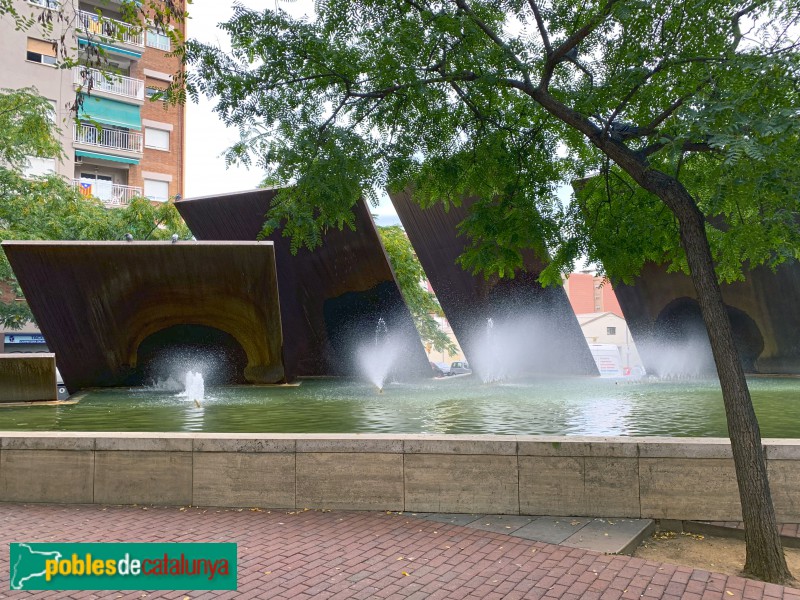 Barcelona - Guéiser de la plaça d'Islàndia