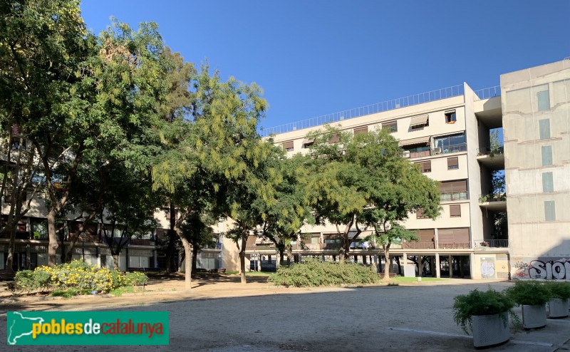 Barcelona - Casa Bloc (Foto: Albert Esteves, 2019) Barcelona - Casa Bloc