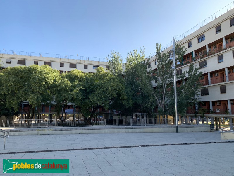 Barcelona - Casa Bloc (Foto: Albert Esteves, 2019) Barcelona - Casa Bloc