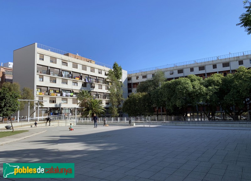 Barcelona - Casa Bloc (Foto: Albert Esteves, 2019) Barcelona - Casa Bloc