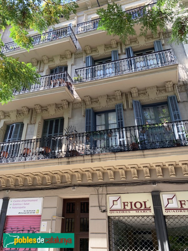 Barcelona - Carrer Gran de Sant Andreu, 83 (Foto: Albert Esteves, 2019) Barcelona - Carrer Gran de Sant Andreu, 83