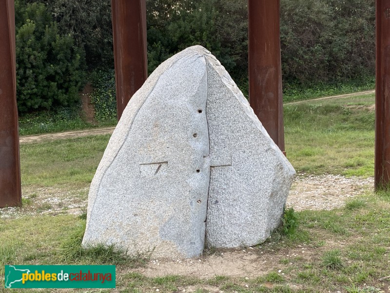 Arenys de Munt - Monument a la Independència