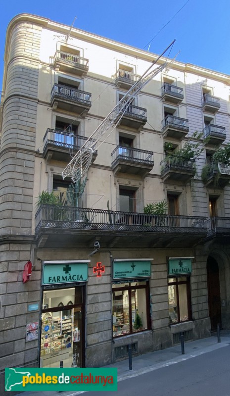 Barcelona - Casa Isidre Sicart (Avinyó, 27-29)