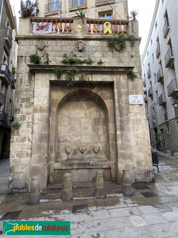 Barcelona - Font gòtica de la plaça Sant Just