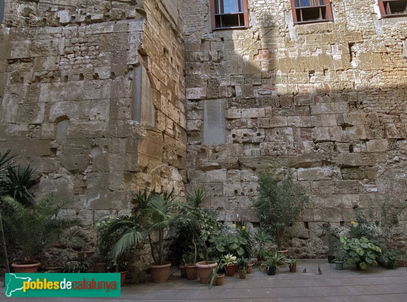 Barcelona - Muralla del carrer Regomir