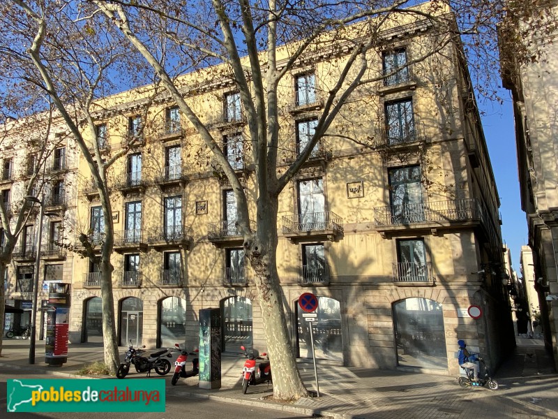 Barcelona - Passeig Colom, 15-16 (Foto: Albert Esteves, 2020) Barcelona - Passeig Colom, 15-16