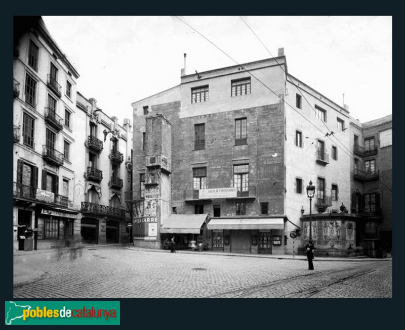 Barcelona - Palau Pignatelli, abans de la reforma, 1960