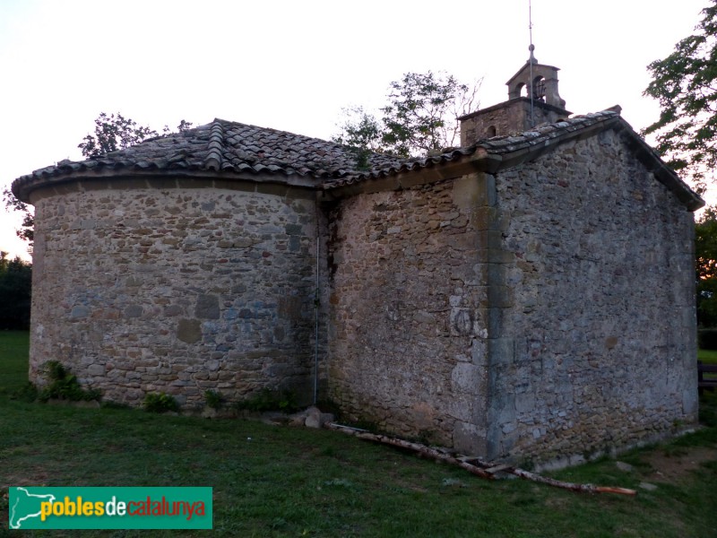 Folgueroles - Ermita La Damunt. Absis i sacristia