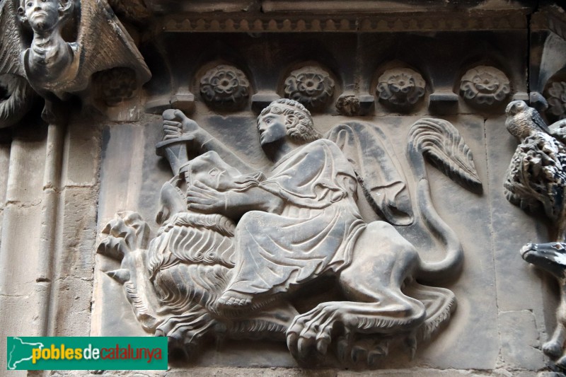 Barcelona - Catedral. Portal de Sant Iu