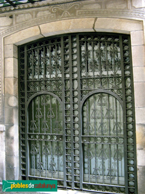 Barcelona - Casa dels Canonges del carrer Pietat