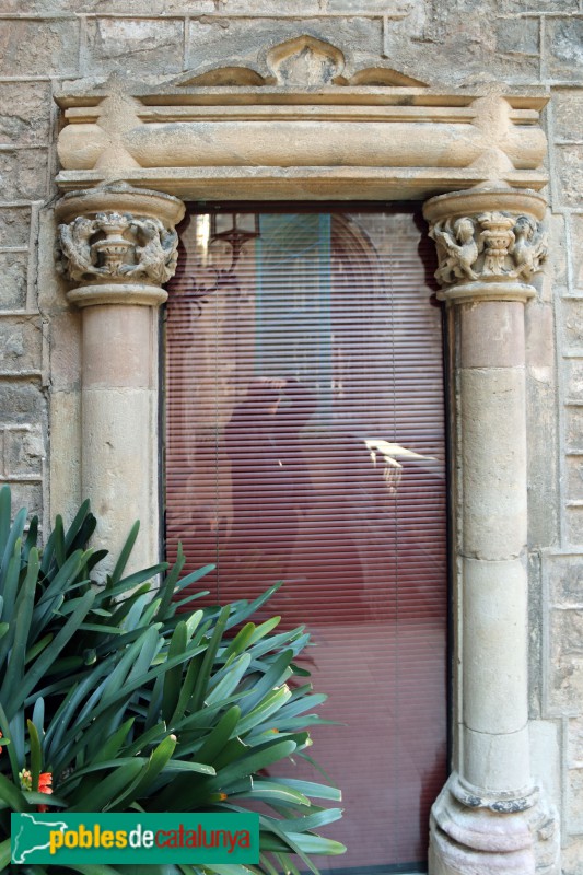 Barcelona - Casa de l'Ardiaca, porta interior