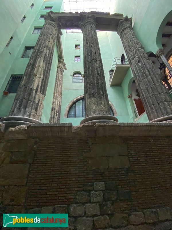 Barcelona - Columnes del temple romà