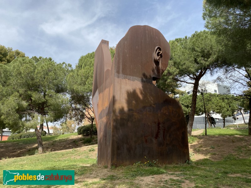 L'Hospitalet de Llobregat - Escultura Friendly Space