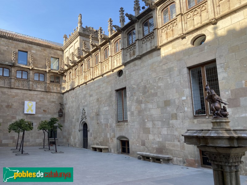 Barcelona - Palau de la Generalitat. Pati dels Tarongers