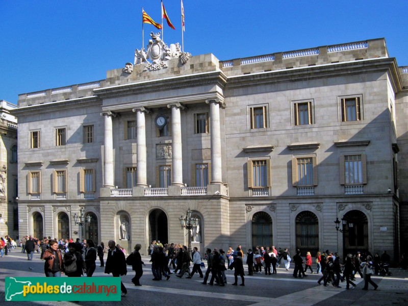 Barcelona - Casa de la Ciutat. Façana principal