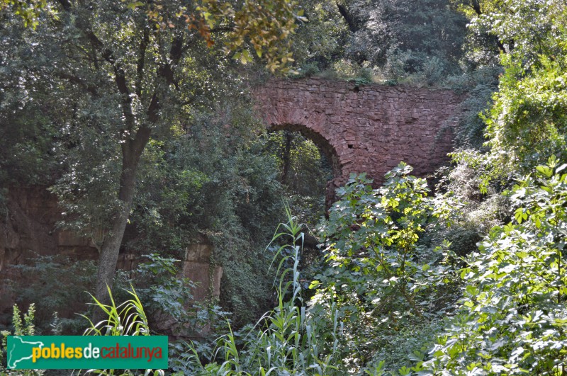 Corbera de Llobregat - Aqüeducte d'en Mas d'en Puig