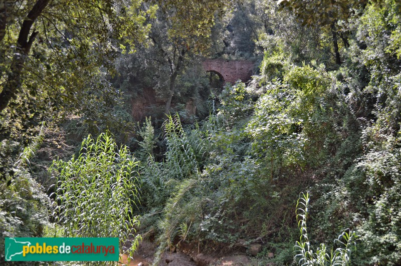 Corbera de Llobregat - Aqüeducte d'en Mas d'en Puig