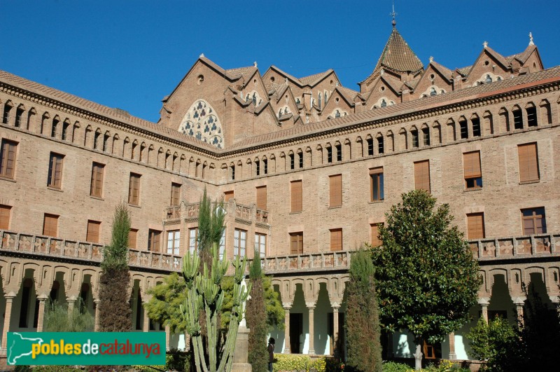 Barcelona - Convent de Valldonzella. Claustre