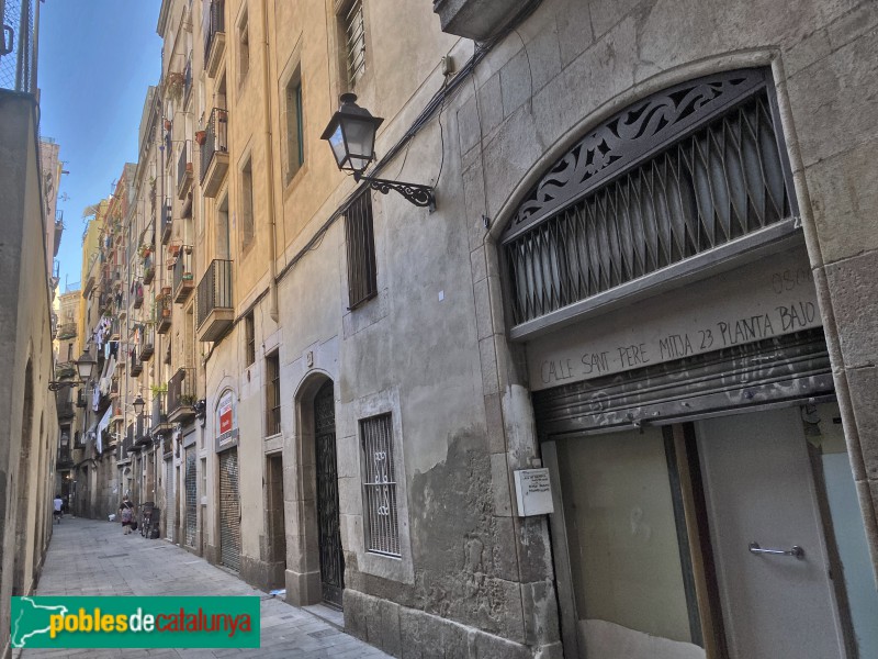 Barcelona - Carrer de Sant Pere Mitjà