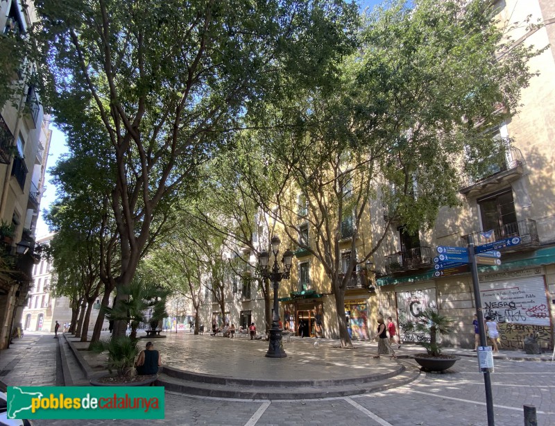 Barcelona - Plaça de Sant Agustí Vell (Foto: Albert Esteves, 2020) Barcelona - Plaça de Sant Agustí Vell