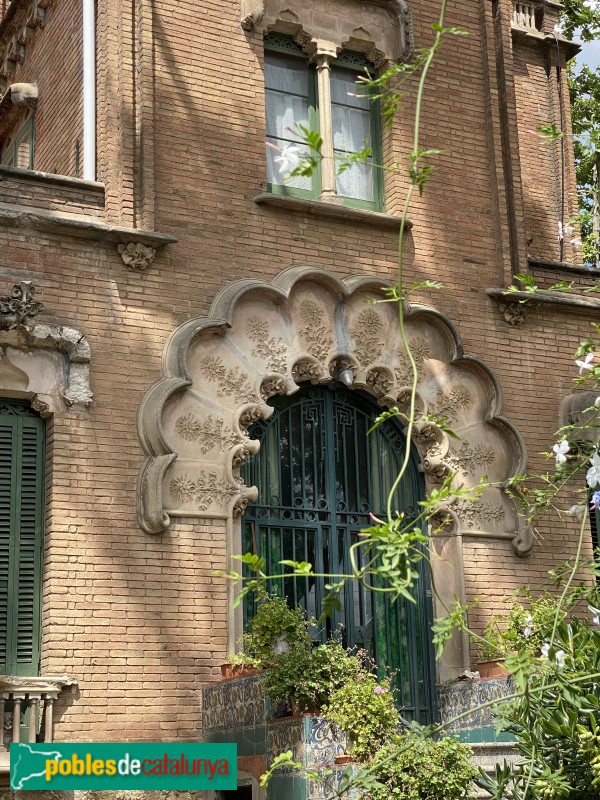 Barcelona - Casa Fornells, Av. Tibidabo, 37