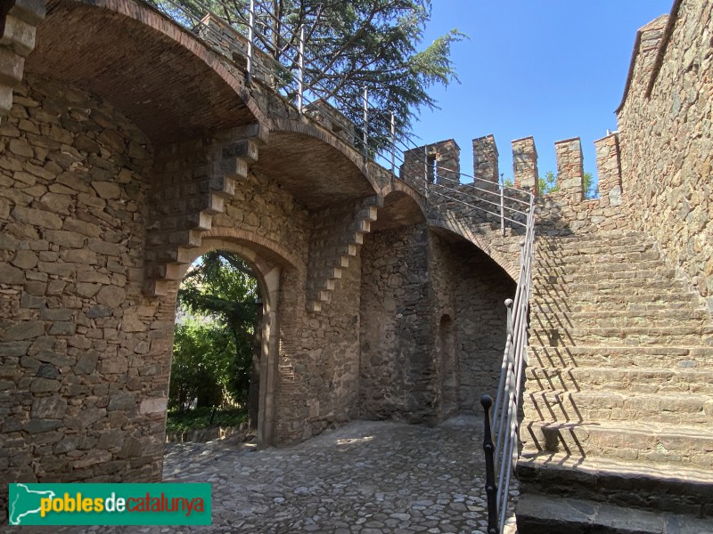 Barcelona - Torre Bellesguard. Jardí