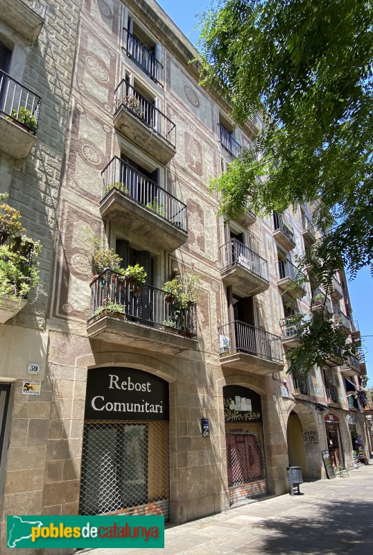 Barcelona - Carrer Carders, 41 (Foto: Albert Esteves, 2020) Barcelona - Carrer Carders, 41