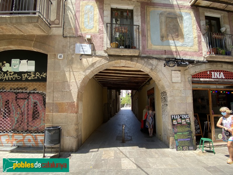 Barcelona - Carrer Carders, 43 (Foto: Albert Esteves, 2020) Barcelona - Carrer Carders, 43