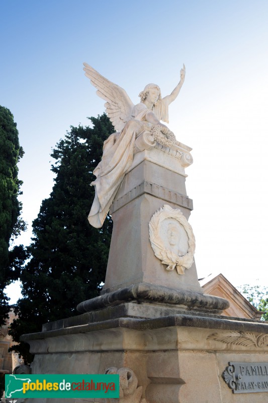 Barcelona - Cementiri de Sant Gervasi. Panteó Palay-Gaudier