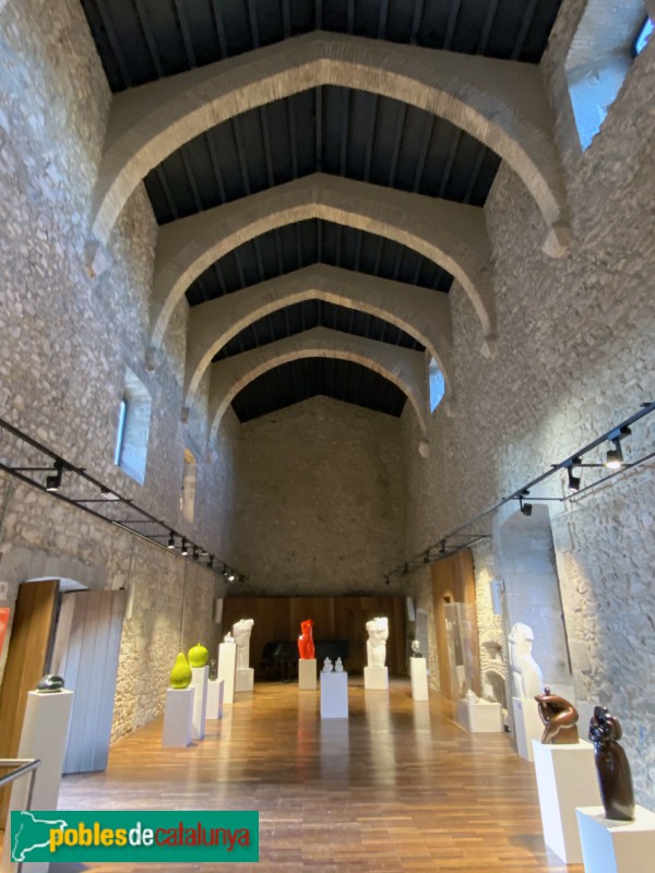 Calonge - Palau del castell. Sala Major (Foto: Albert Esteves, 2020) Calonge - Palau del castell. Sala Major