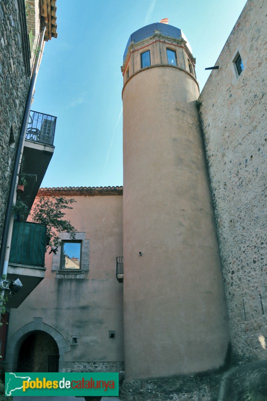 Calonge - Palau del castell. Torre cantonera (Foto: Albert Esteves, 2020) Calonge - Palau del castell. Torre cantonera