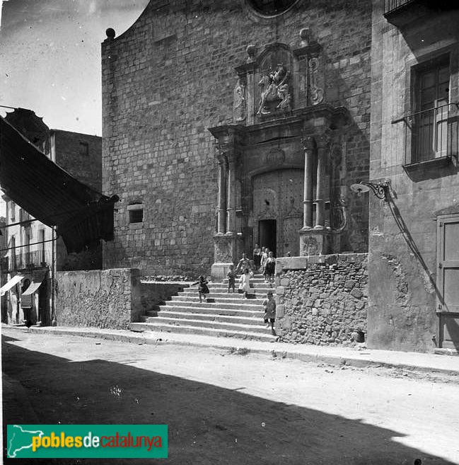 Calonge - Església de Sant Martí (Foto: Josep Salvany - Fons Salvany, Biblioteca de Catalunya, 1917) Calonge - Església de Sant Martí
