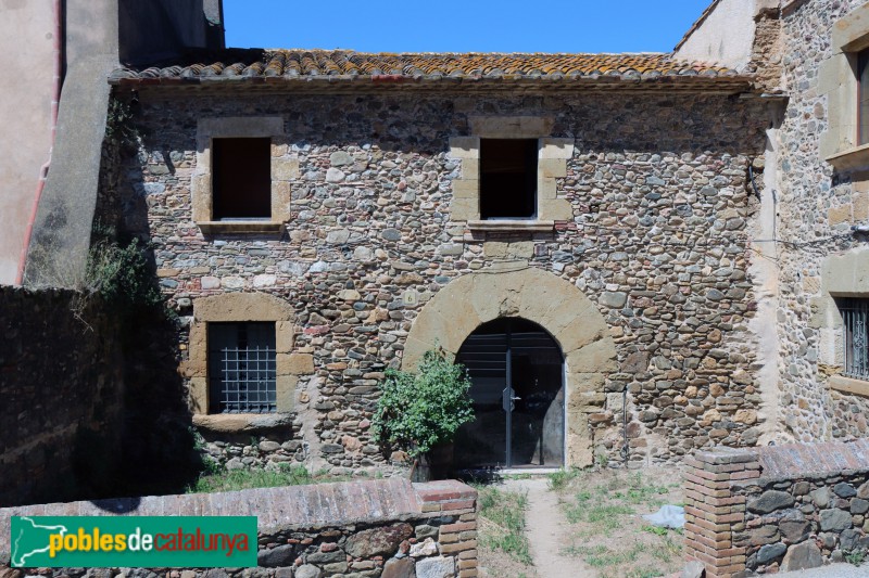 Cruïlles - Casa de 1674 (Foto: Albert Esteves, 2020) Cruïlles - Casa de 1674