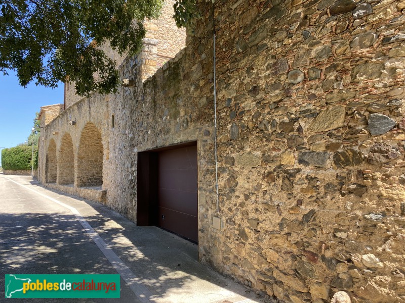 Cruïlles - Nucli de Sant Miquel (Foto: Albert Esteves, 2020) Cruïlles - Nucli de Sant Miquel