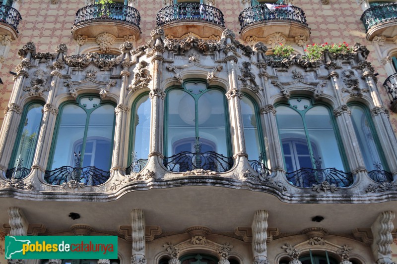 Barcelona - Plaça Lesseps, 30-32 (Cases Ramos) (Foto: Albert Esteves, 2020) Barcelona - Plaça Lesseps, 30-32 (Cases Ramos)