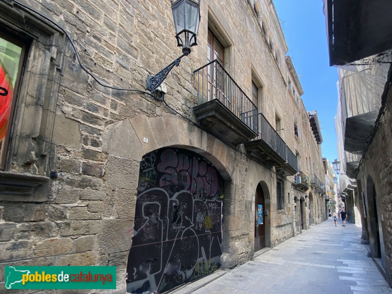Barcelona - Carrer Montcada (Foto: Albert Esteves, 2020) Barcelona - Carrer Montcada