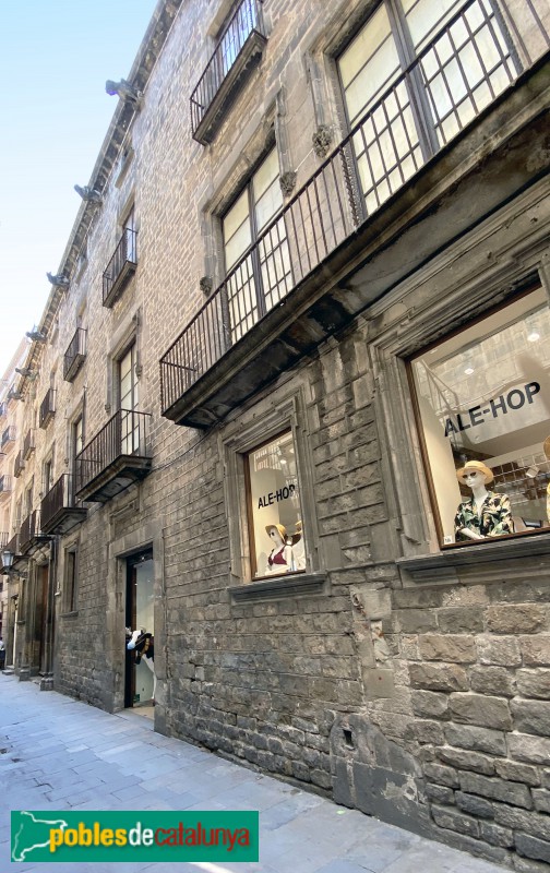 Barcelona - Carrer Montcada (Foto: Albert Esteves, 2020) Barcelona - Carrer Montcada